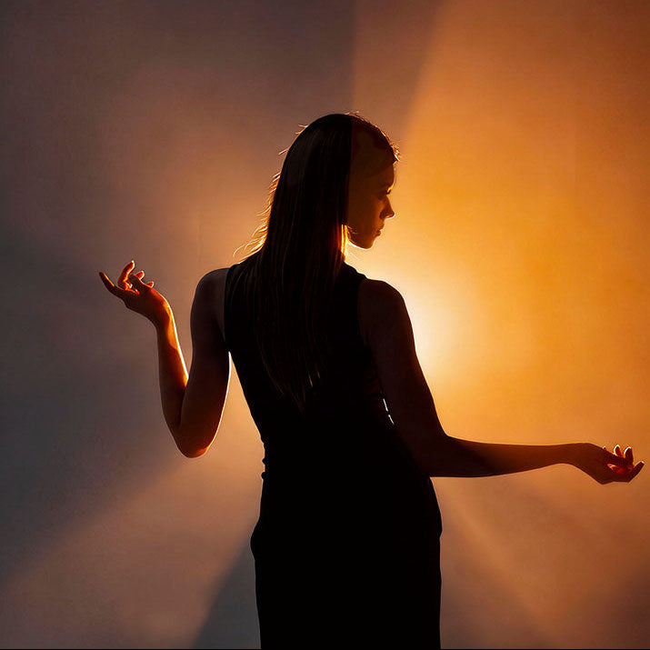 SmallRig RF 20C portable focusable LED video light showing adjustable brightness and compact design for filmmaking.