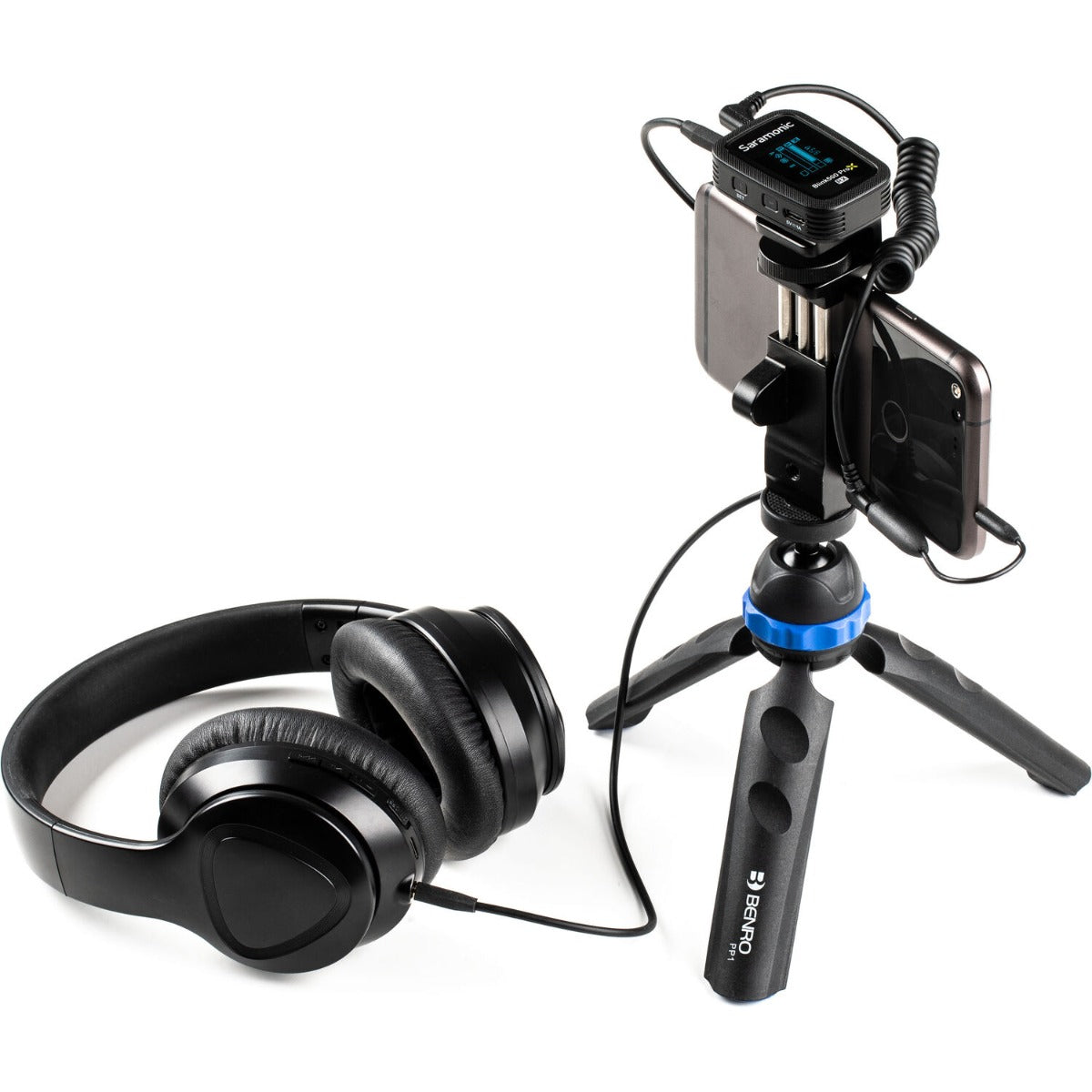 Saramonic Blink500 ProX B2 wireless microphone system for creators with compact transmitters and receivers