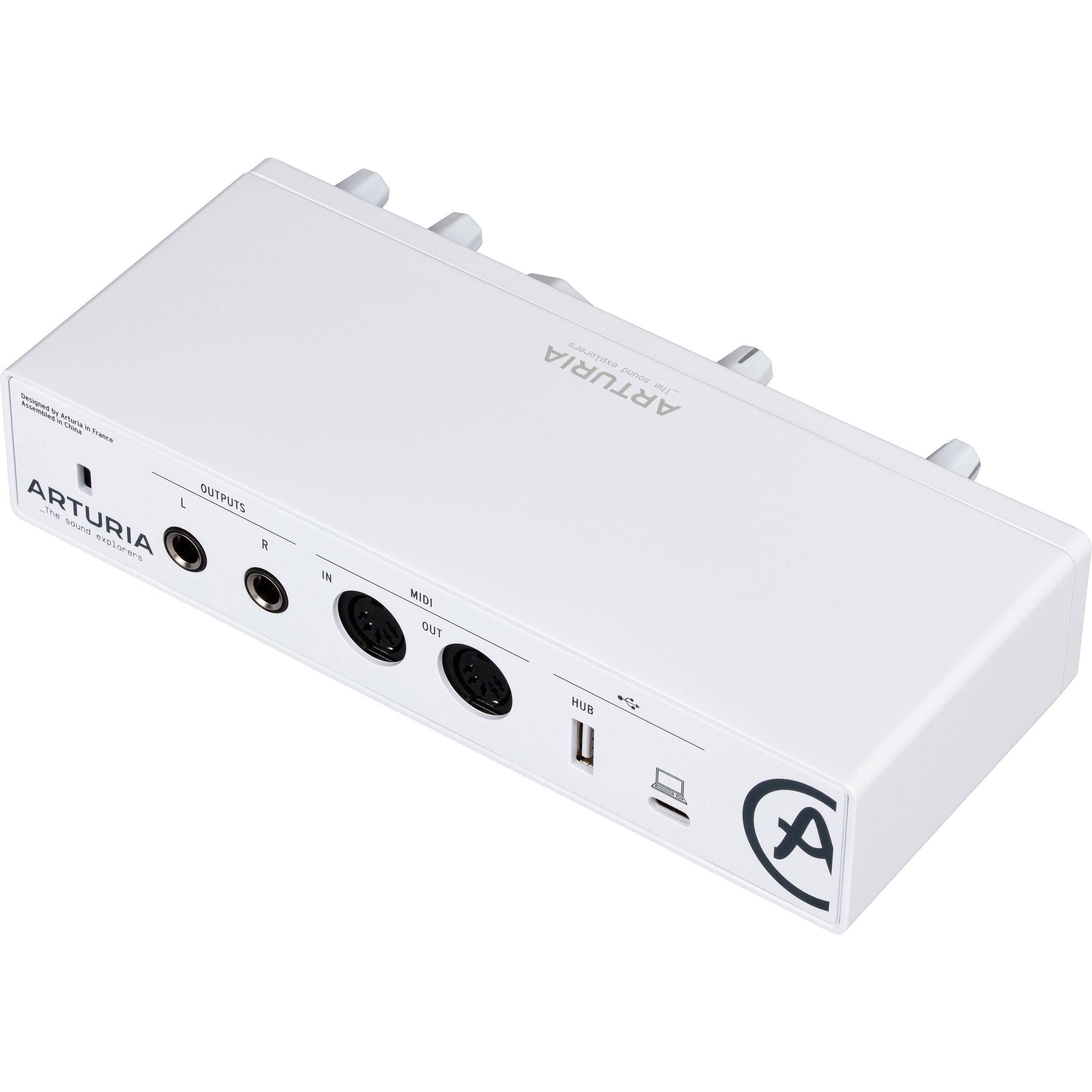 Arturia MiniFuse Recording Pack studio bundle with audio interface, headphones, and accessories for music production.