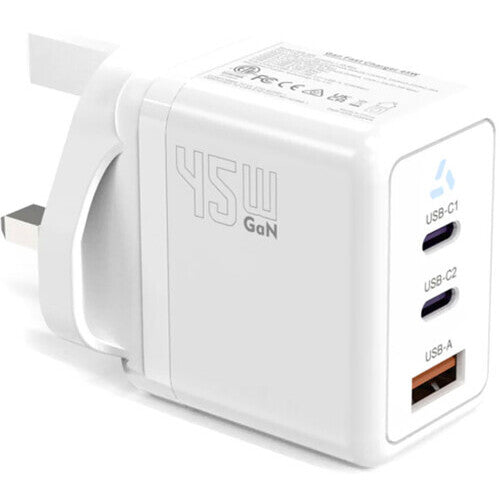 YoloLiv YoloBox Ultra video monitor displaying live streaming interface with multiple camera feeds and control buttons.