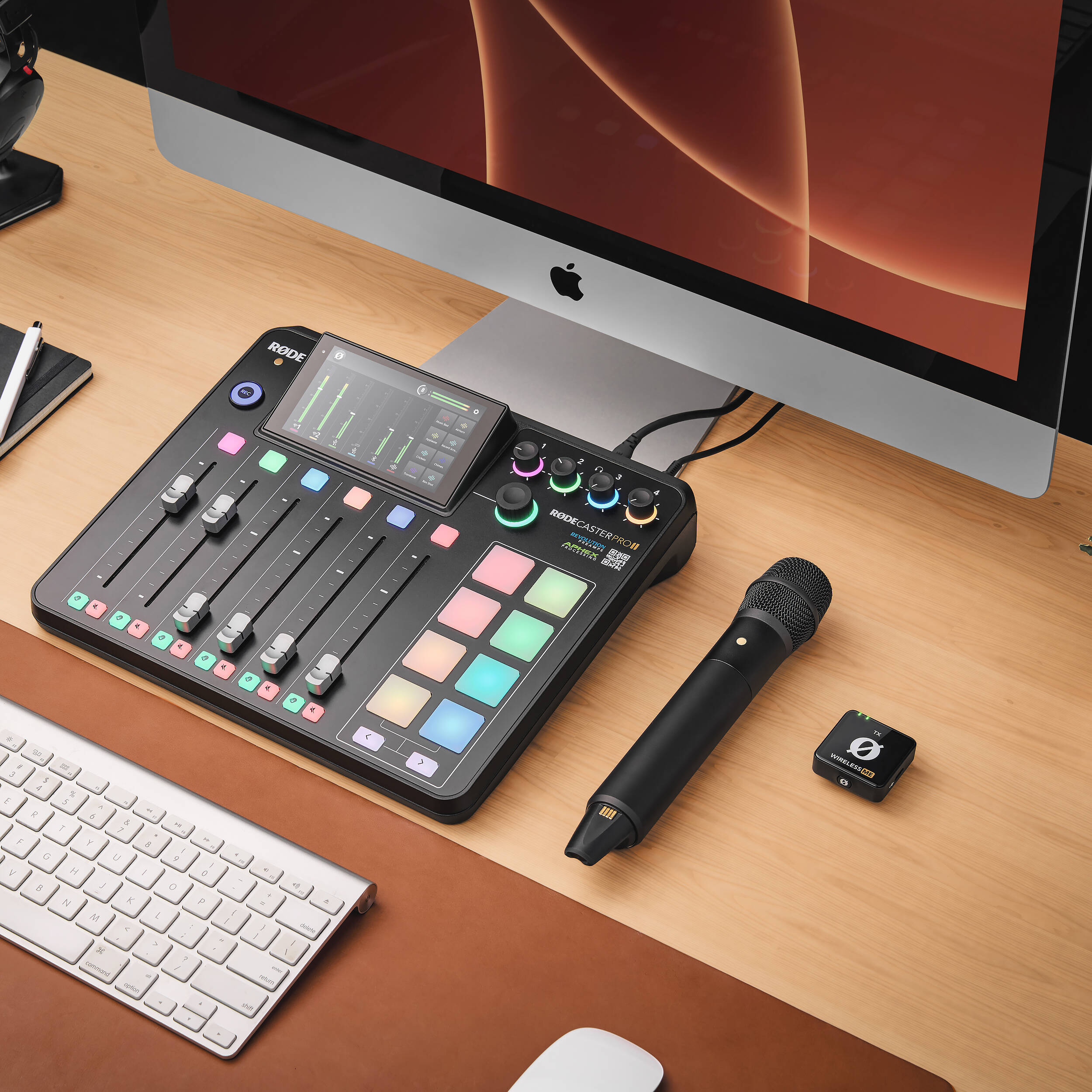 Rode Interview Pro wireless microphone accessories with microphone and transmitter, used for professional audio recording.