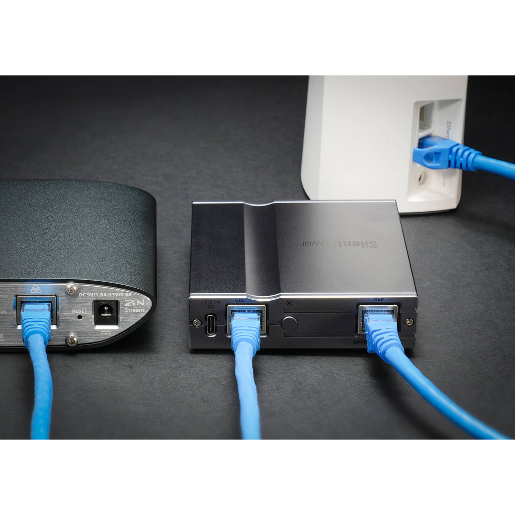 SilentPower LAN iPurifier Pro noise filter and conditioner with sleek design and LED indicator lights.