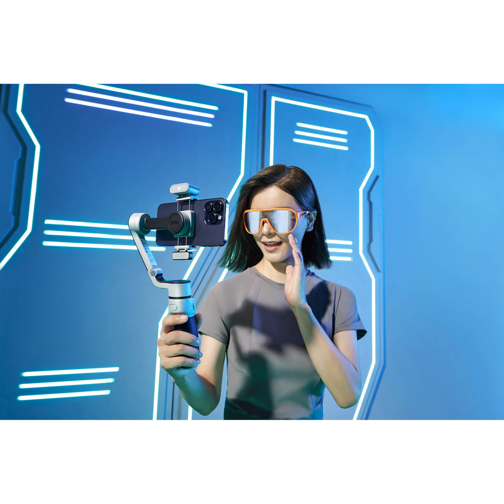 Zhiyun Smooth 5S AI standard video stabilizer gimbal with ergonomic handle and control buttons for smooth filming.
