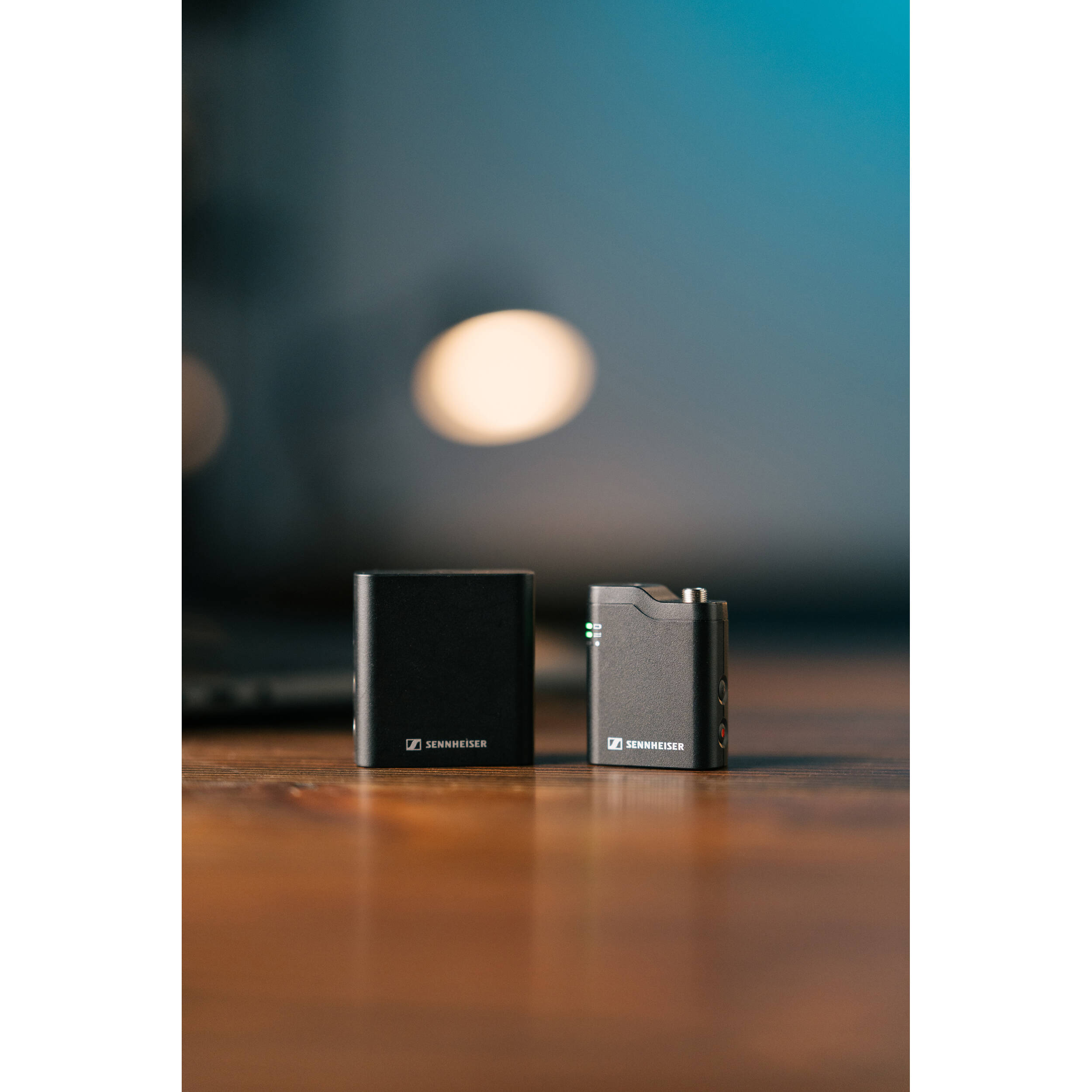 Sennheiser Profile Wireless 1-Channel Creator Microphone System with transmitter and receiver for professional audio capture