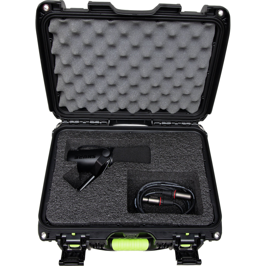 Shure SH-SM7-WP microphone case for Shure SM7B, durable protective bag with zipper and handle for professional microphone storage.