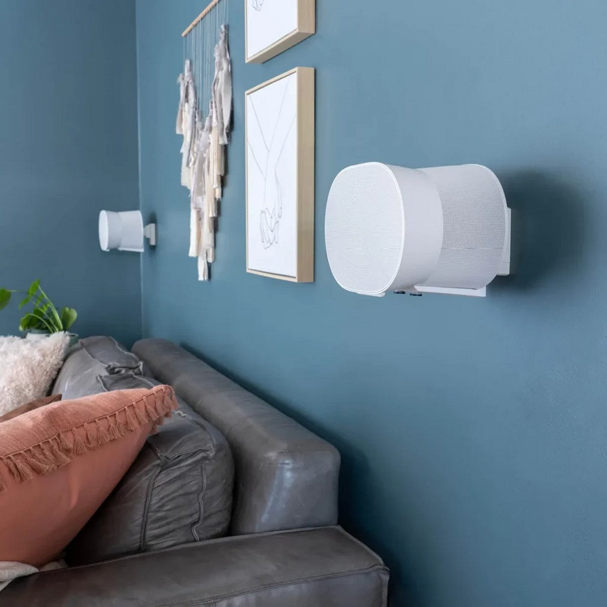 Sonos Era 300 wall mount for speaker stands, showing the sleek design and mounting hardware for secure installation.