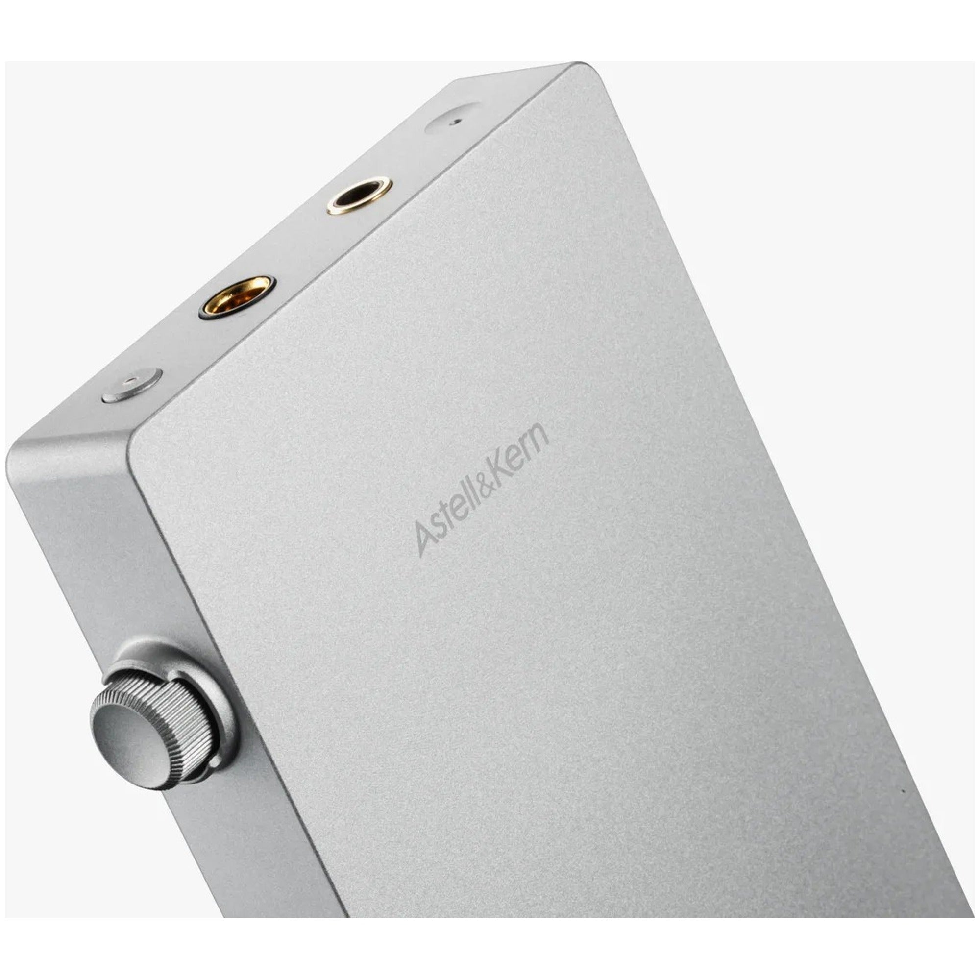 Astell&Kern PD5 top view with 3.5mm and 4.4mm balanced outputs