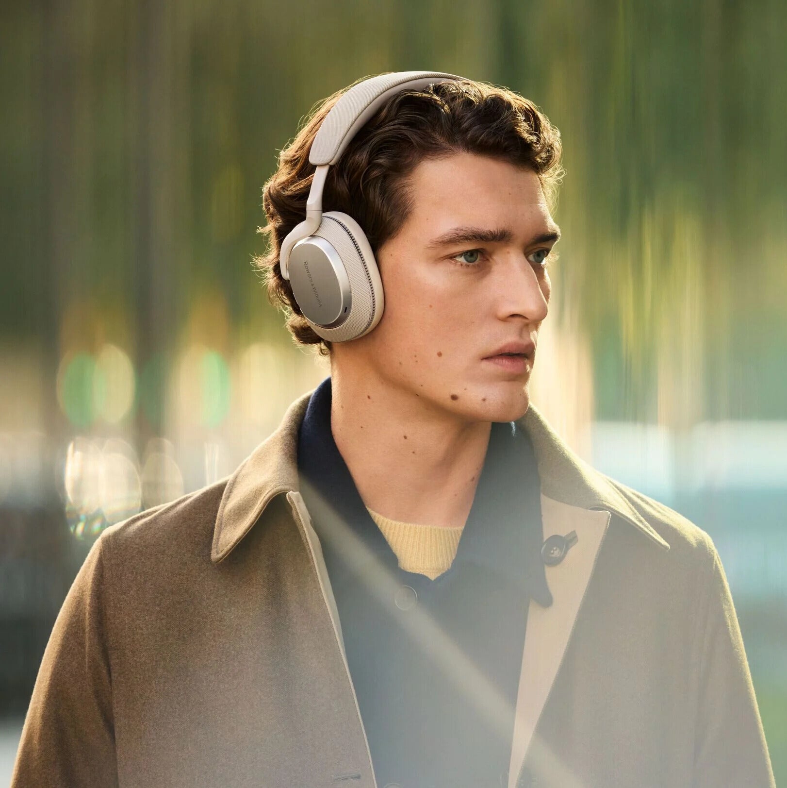 Bowers & Wilkins Px7 S3 wireless over-ear headphones