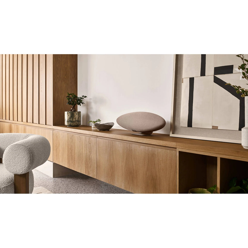 Bowers & Wilkins Zeppelin Pro Edition wireless speaker, in black