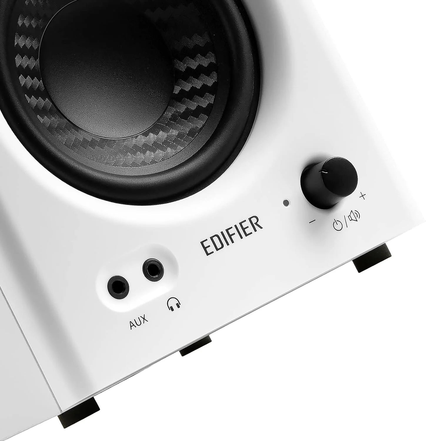 Edifier MR4 desktop speakers, desktop setup.