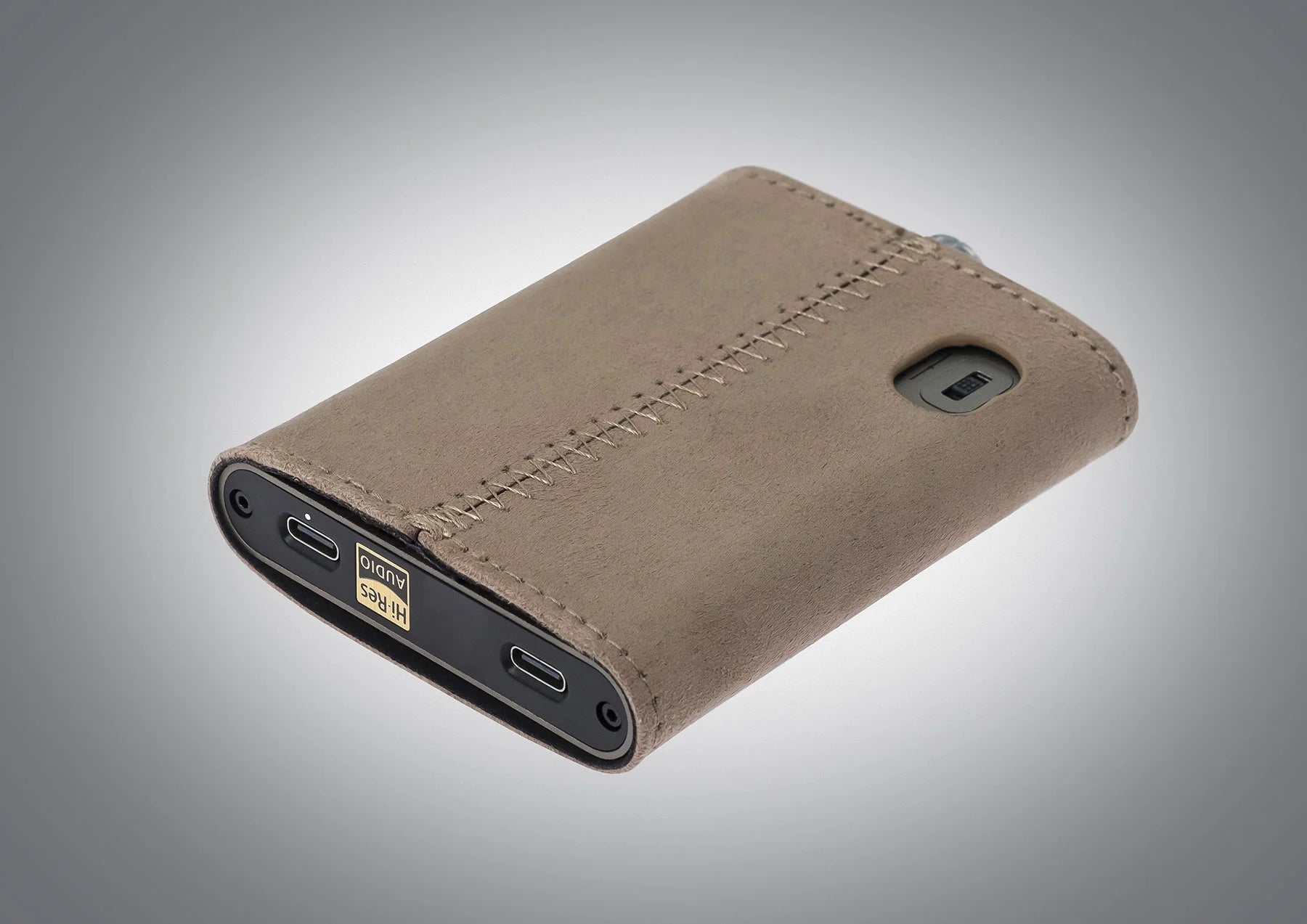 iFi Audio hip-case 3, taupe.