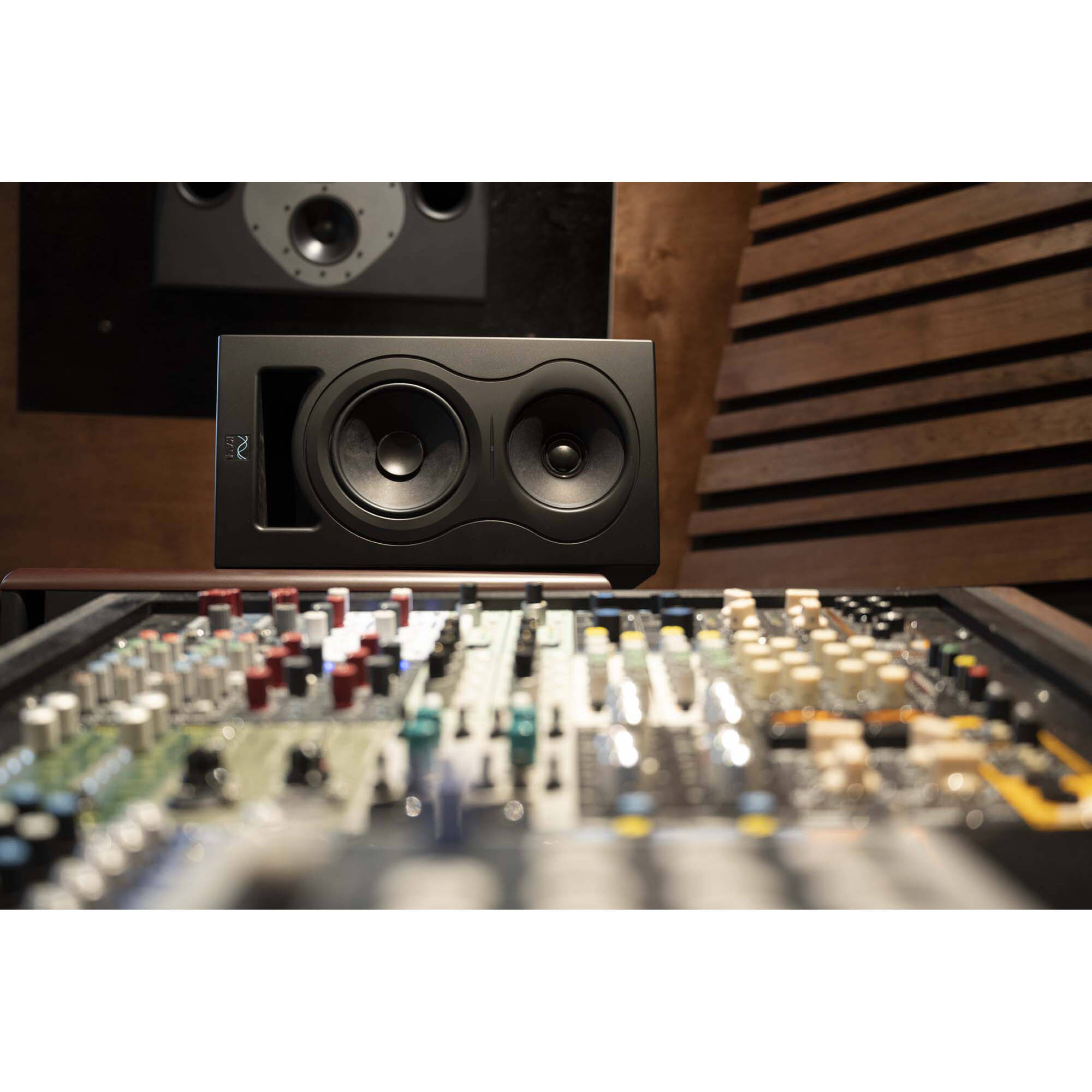 Kali Audio IN-5 active nearfield monitor, front view, black