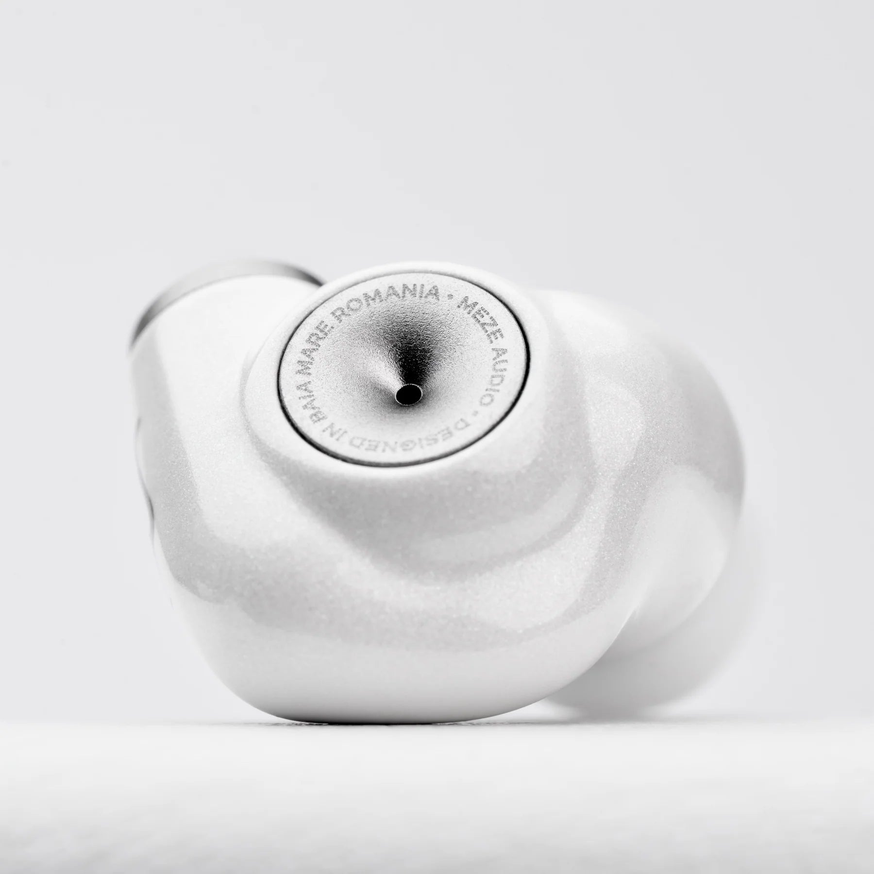 Meze Audio Alba in-ear headphones in black, close-up
