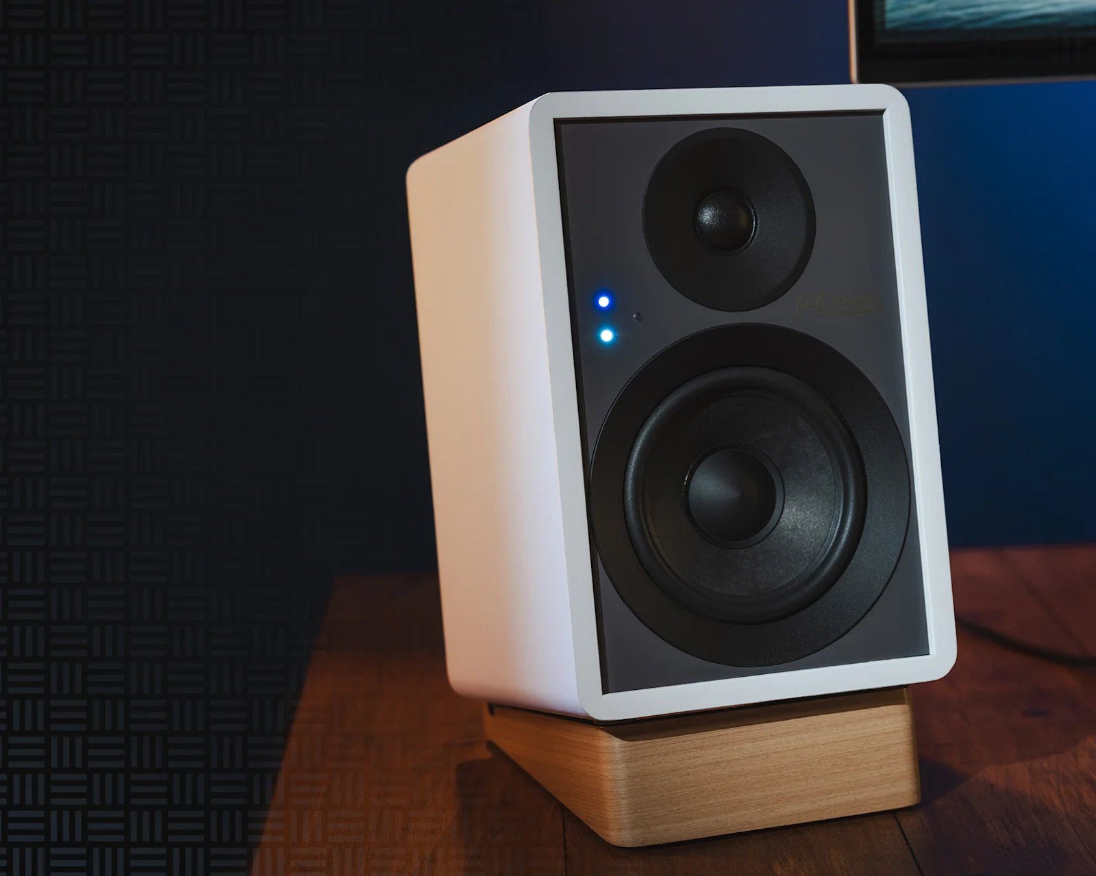 Onkyo GX-10DB desktop speakers, alternate view 18