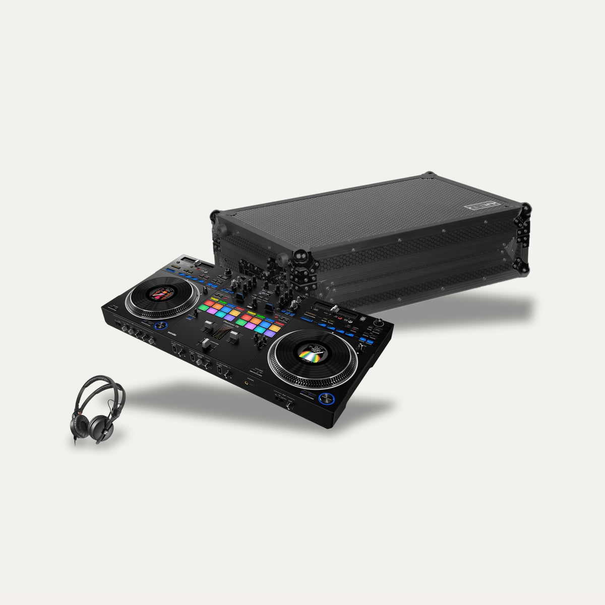 Pioneer DDJ-REV7 + UDG Ultimate Flight Case + Sennheiser HD 25 Plus DJ Set