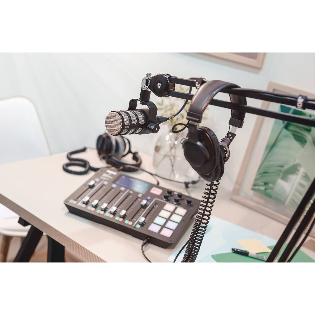 Rode PodMic dynamic microphone in black