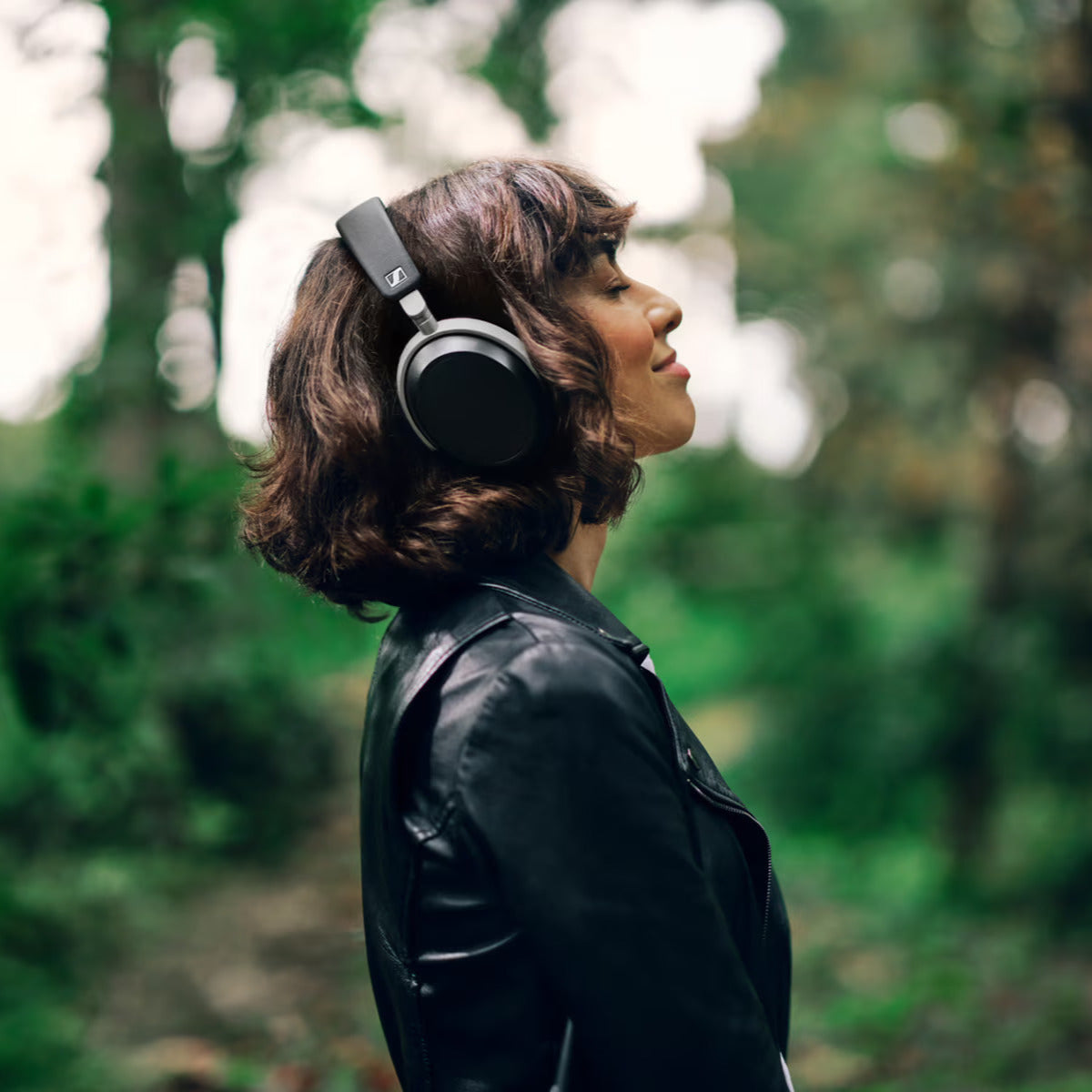 Sennheiser HDB 630 wireless headphones, in black, lifestyle setting