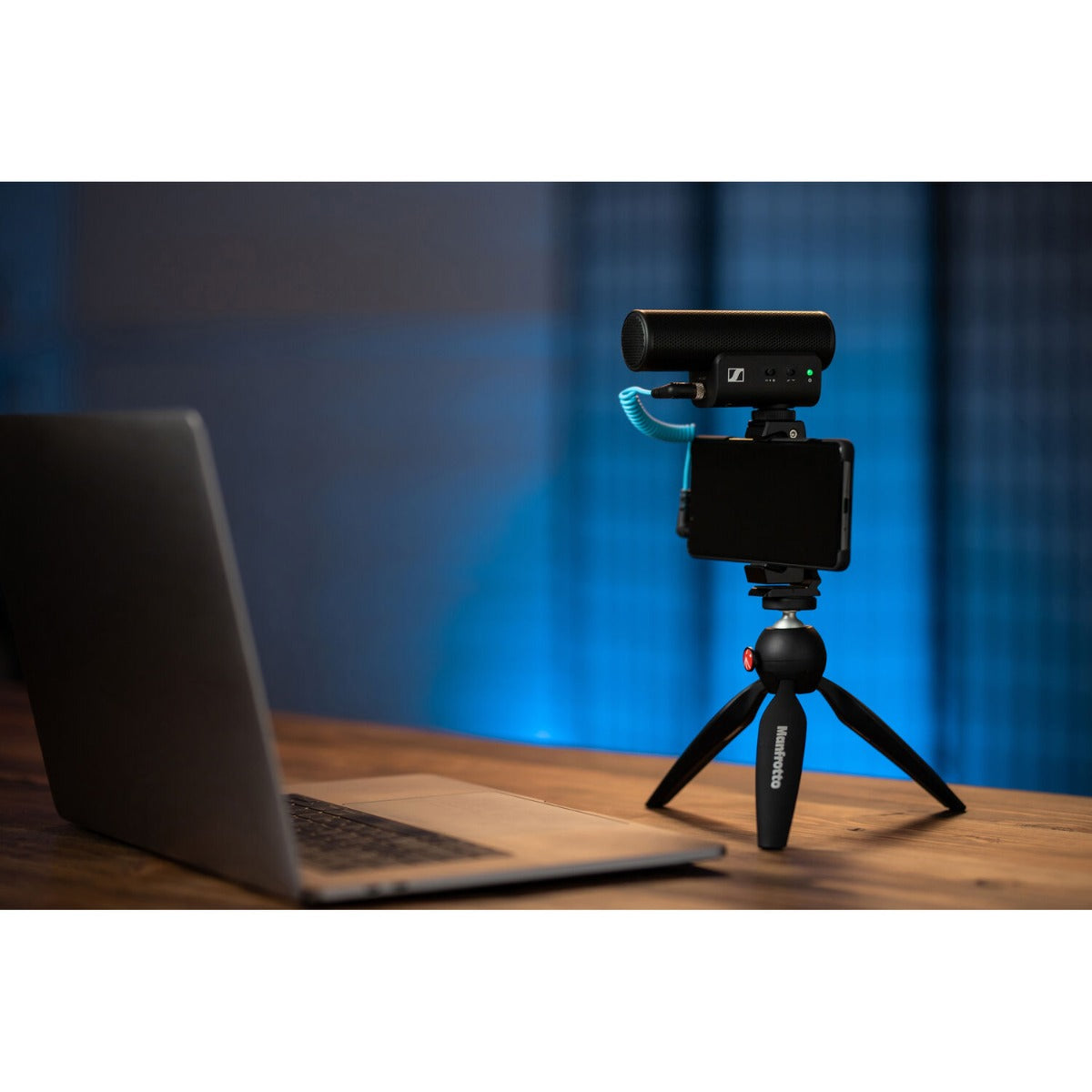 Sennheiser MKE 400 MK2 camera microphone, kit overview