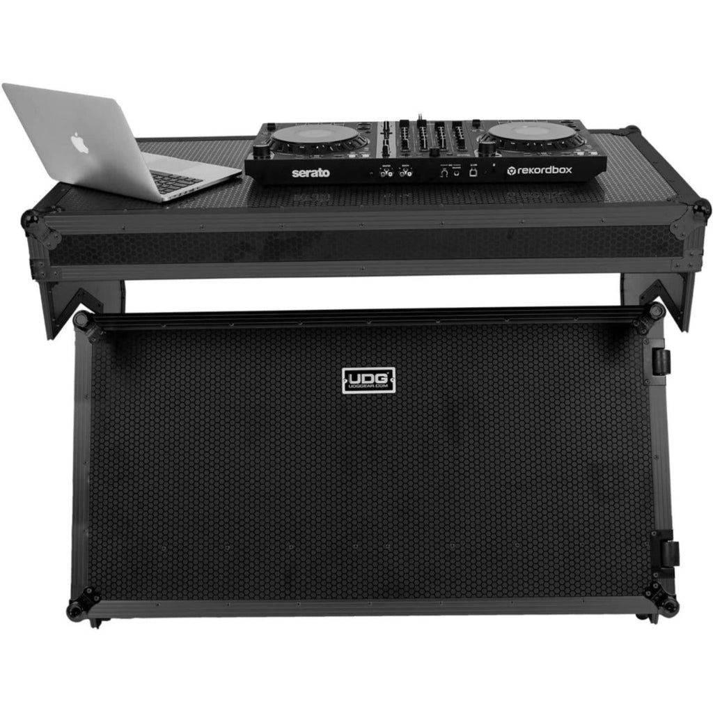 UDG Ultimate Flight Case Portable Z-Style DJ Table Black Plus (Wheels) DJ table flight case, wheels detail